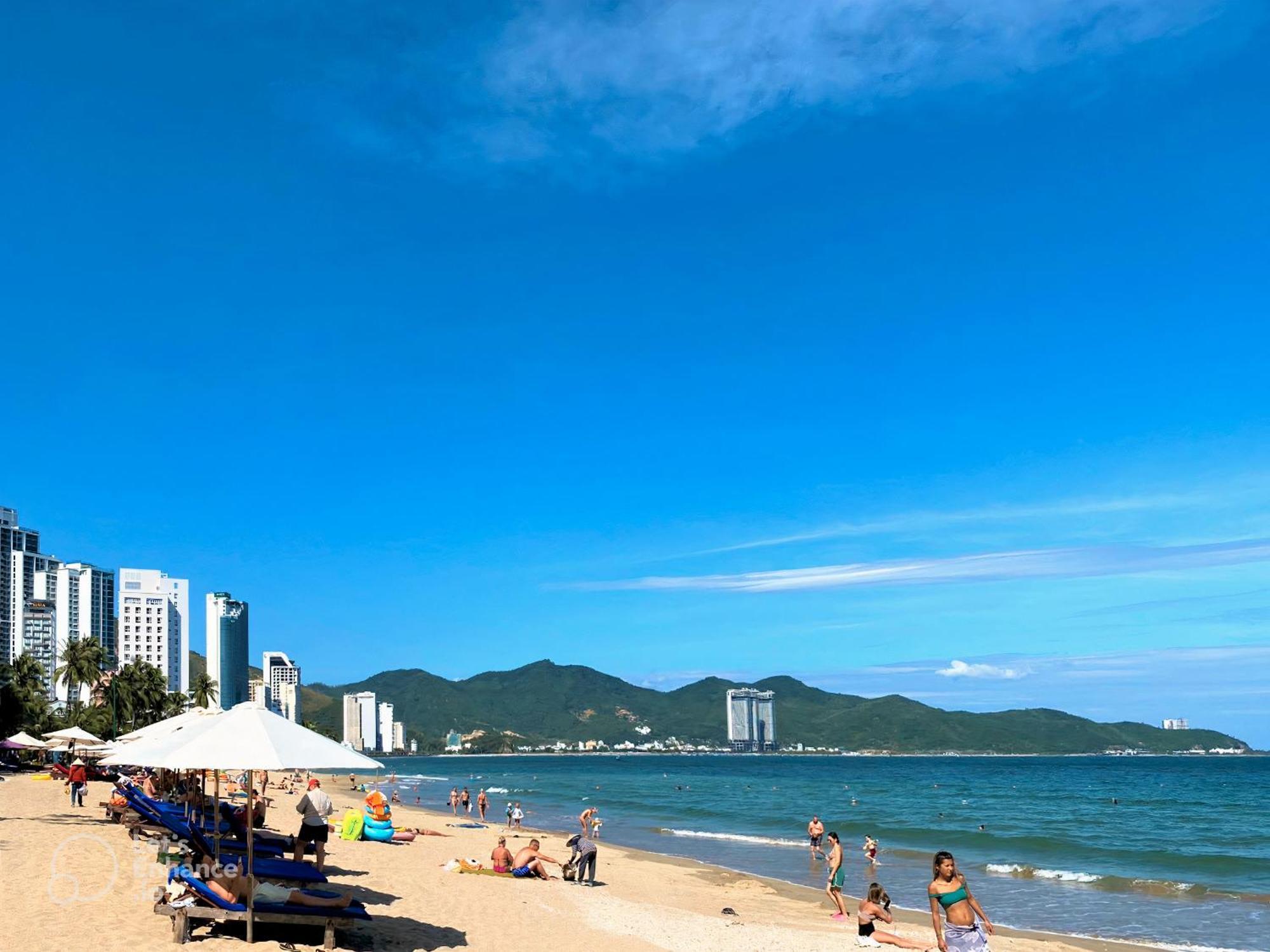 Daphovina Hotel Nha Trang Exterior foto